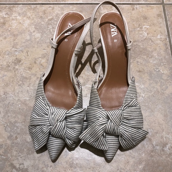 Zara Shoes - Zara Stripe Bow Kitten Heel Shoes Size 7